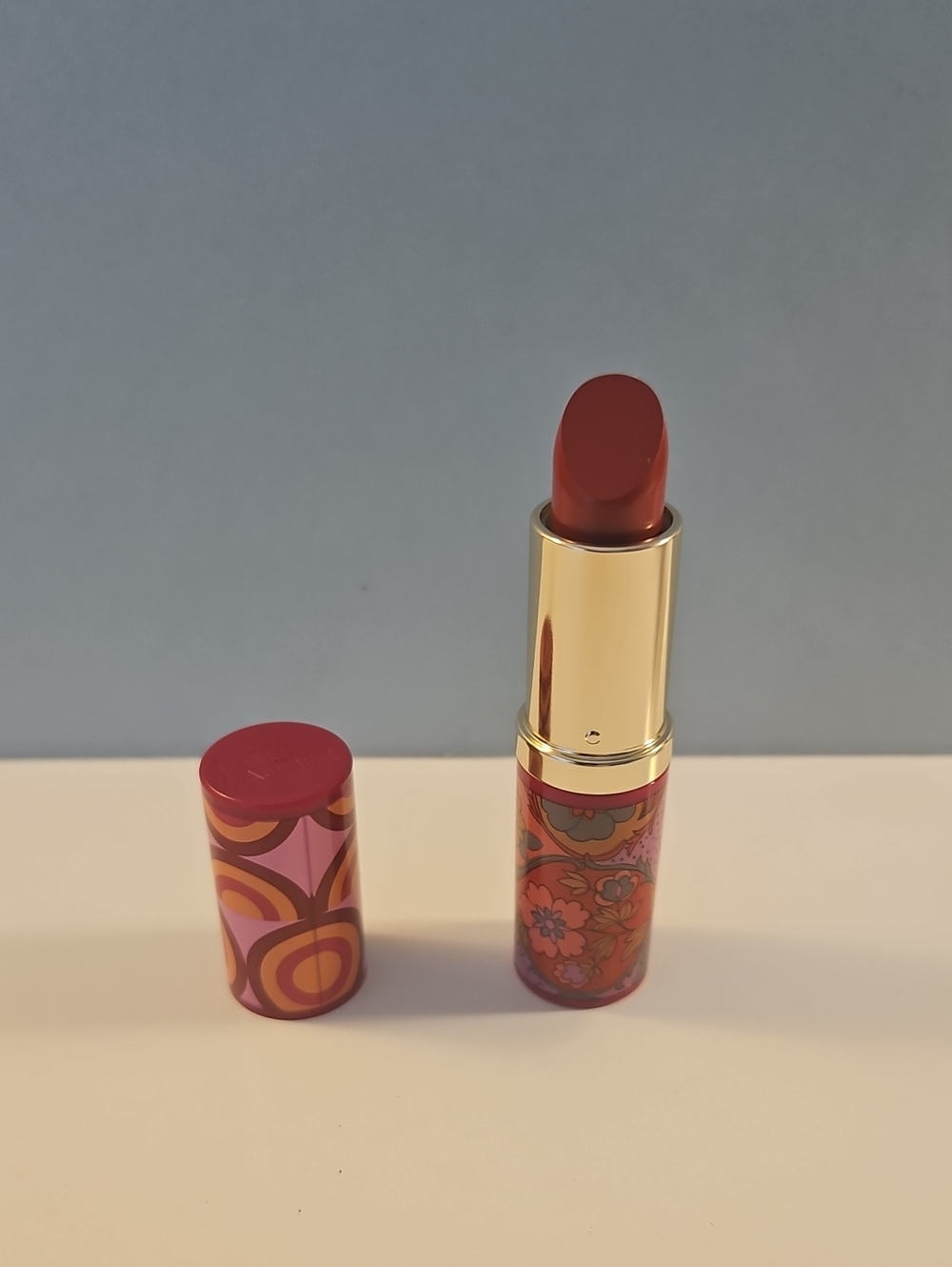 Estee Lauder Limited Edition Lipstick in Statement Rose